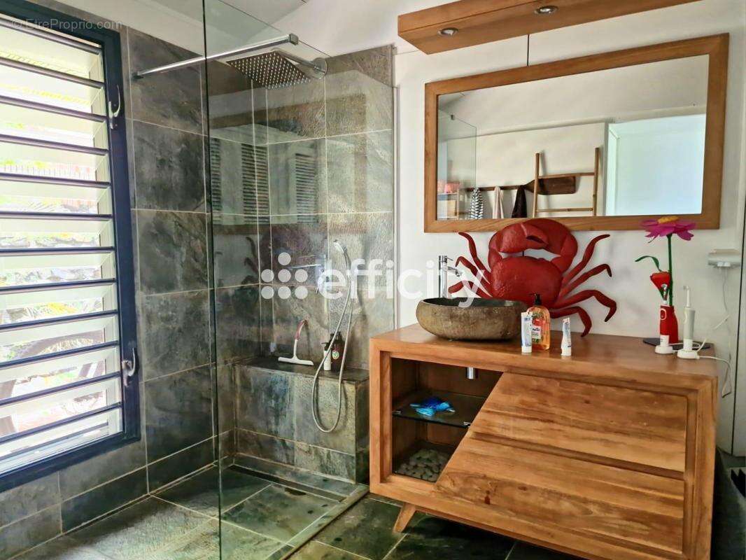 Maison à LA POSSESSION