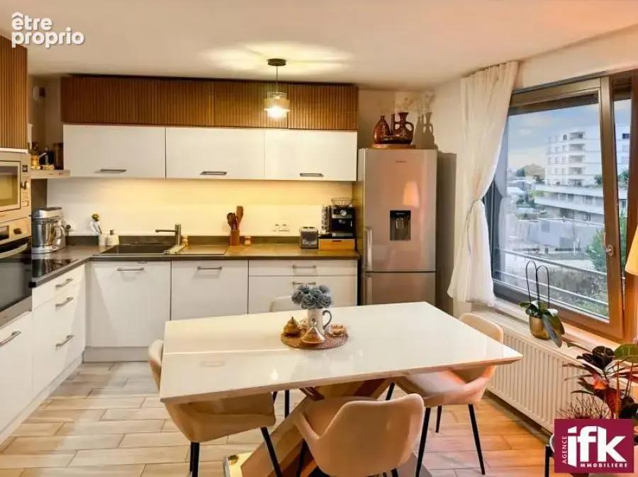 Illkirch-graffenstaden – t3 61 m² – vue dégagée – balcon – parking - cave - photo 2