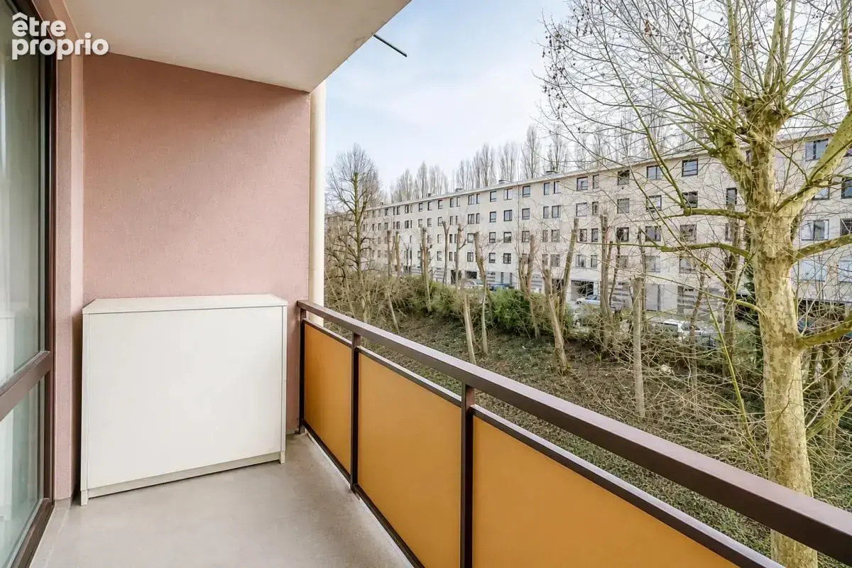 Investissement idéal : T3 avec balcon - photo 1