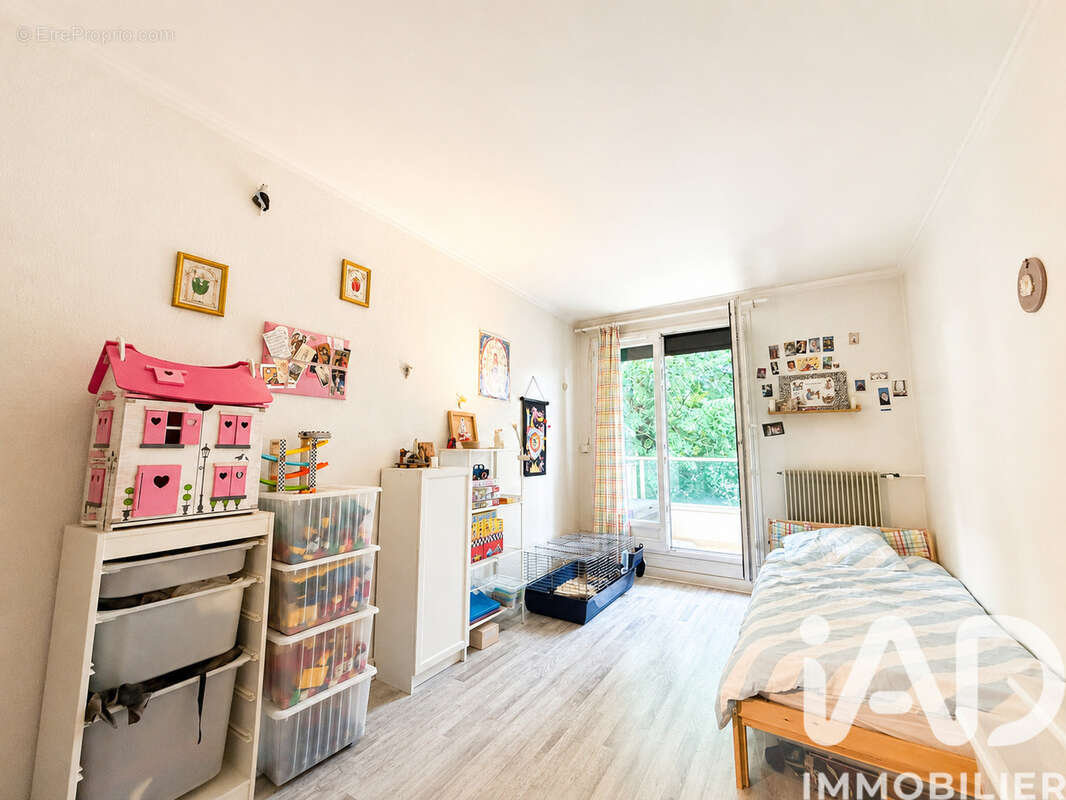 Photo 9 - Appartement à LE PECQ