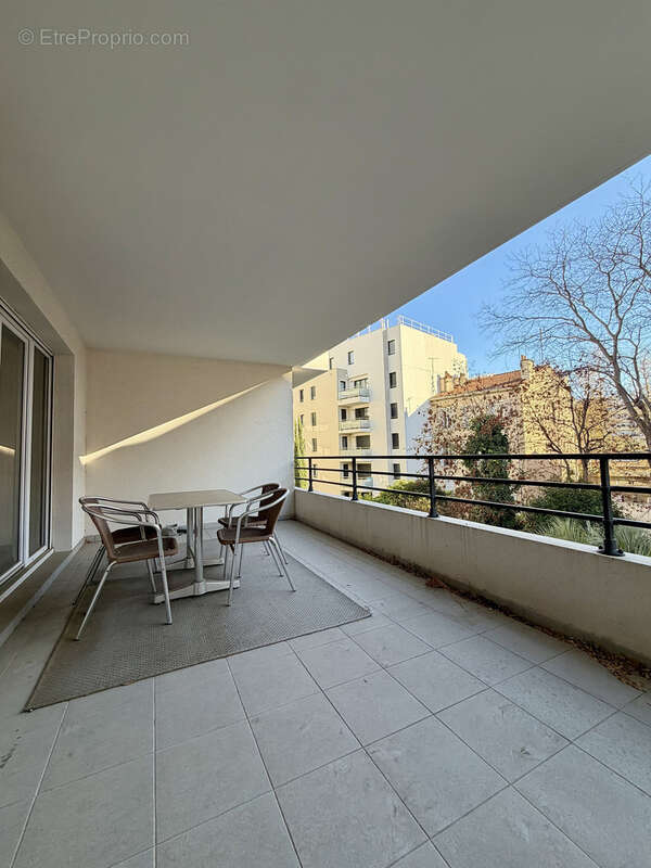 Appartement à MARSEILLE-8E