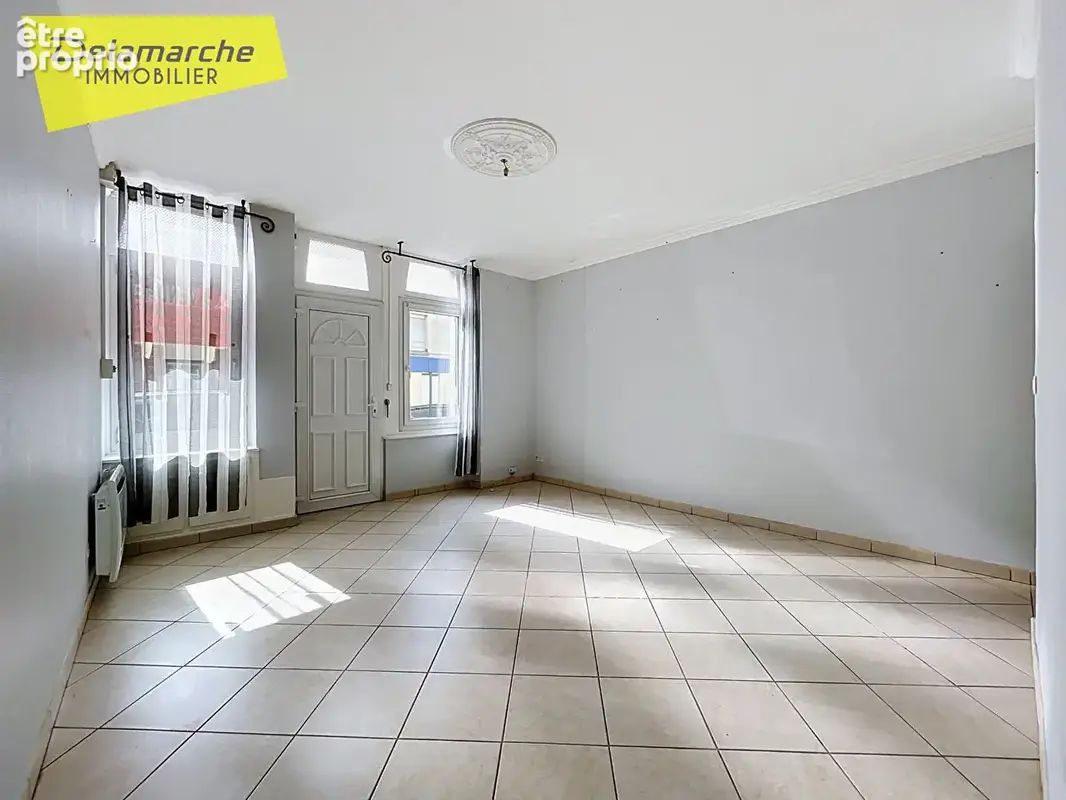 Appartement à SAINT-HILAIRE-DU-HARCOUET