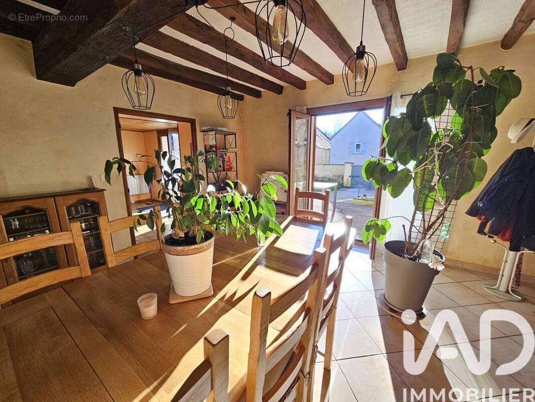 Maison 192 m² à Maligny  - photo 4