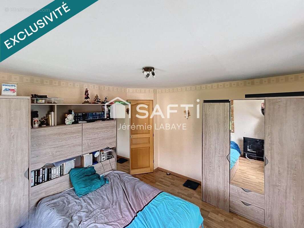 Photo 8 - Maison à LE PONT-CHRETIEN-CHABENET