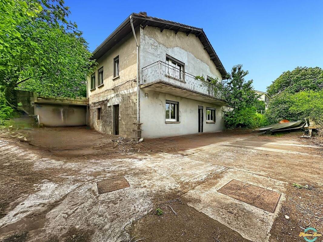 Maison à LES COTES-D'AREY