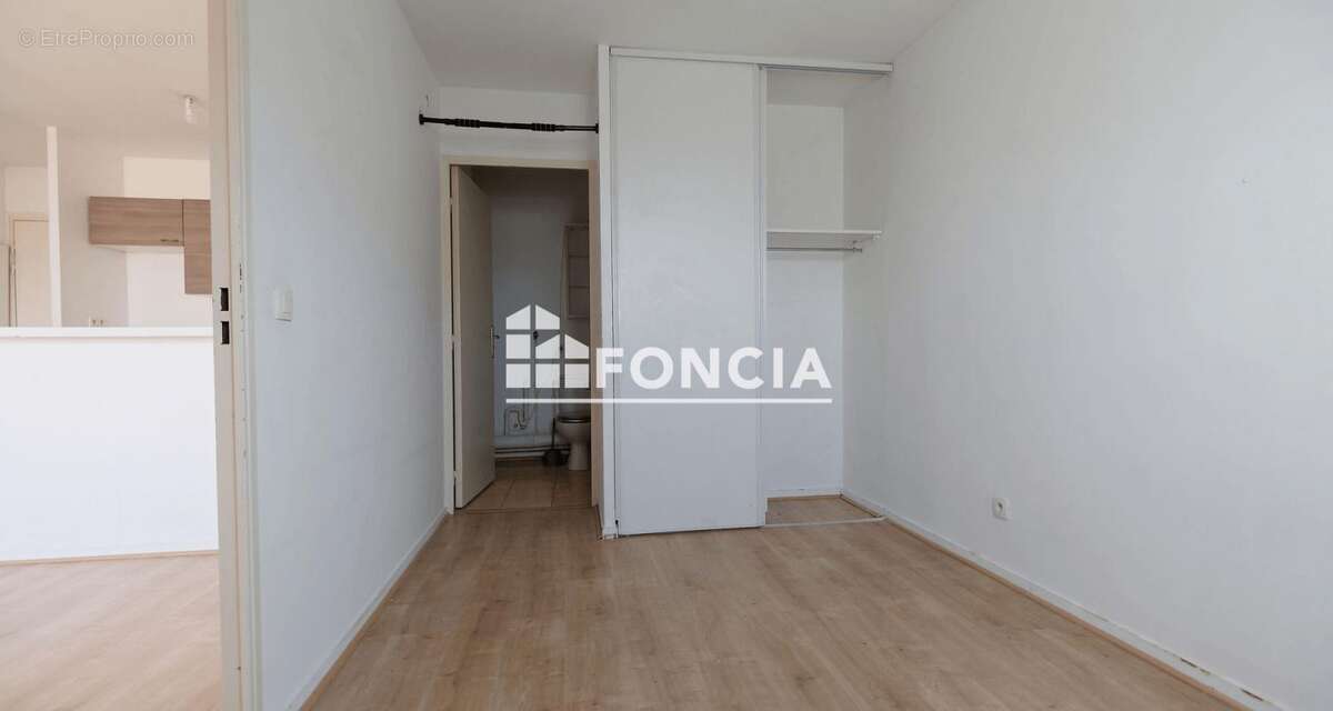 Appartement à CORBEIL-ESSONNES