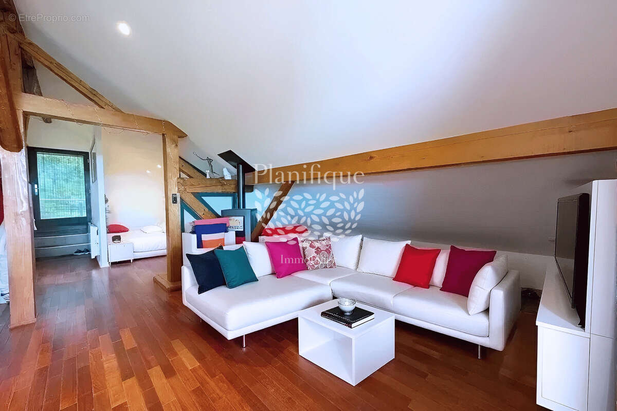 Maison à VIUZ-EN-SALLAZ