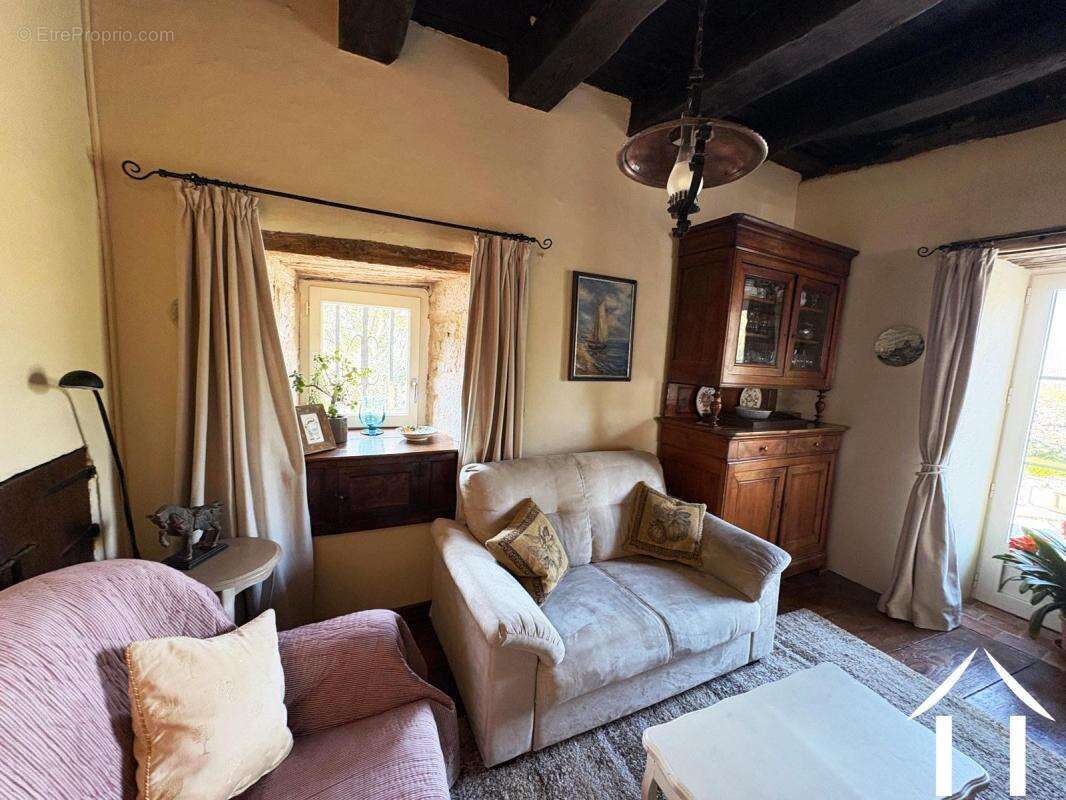 Maison à SAINT-THIBAULT