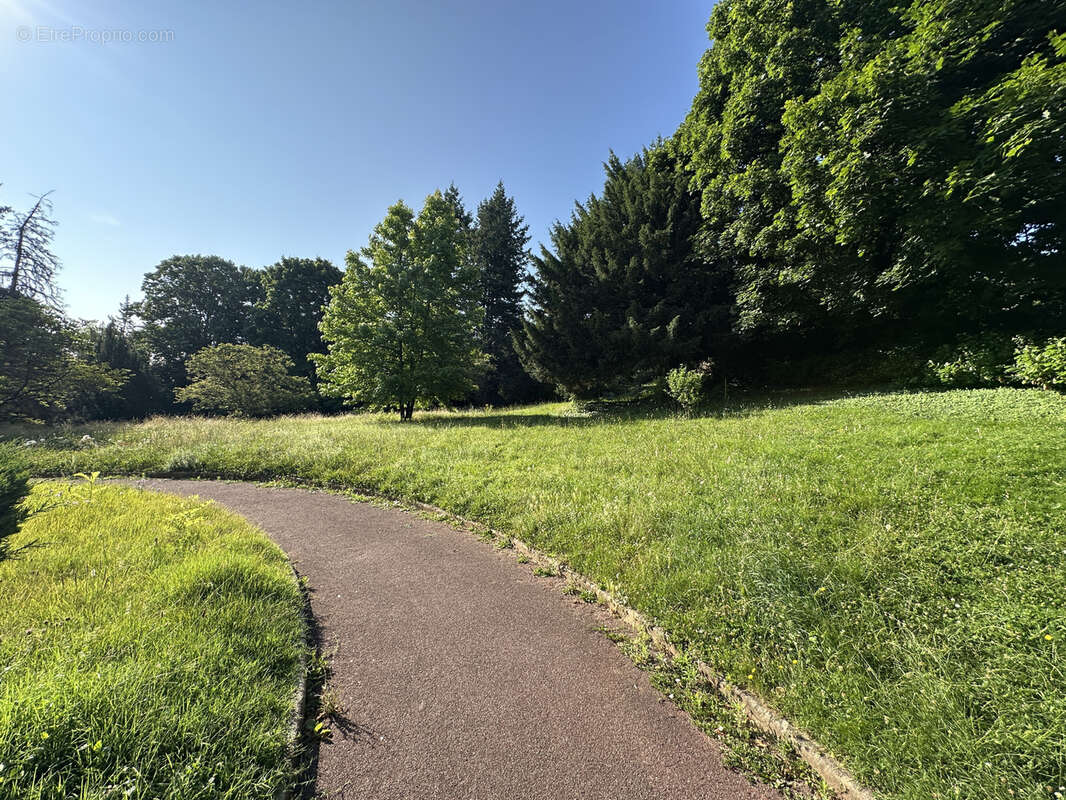 Appartement à SAINTE-FOY-LES-LYON