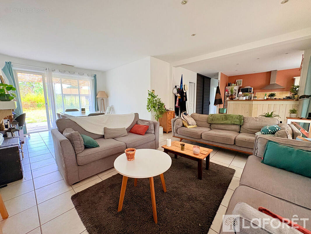 Maison à GUJAN-MESTRAS