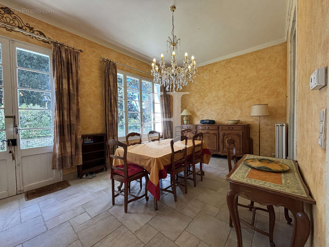 Maison à VAISON-LA-ROMAINE