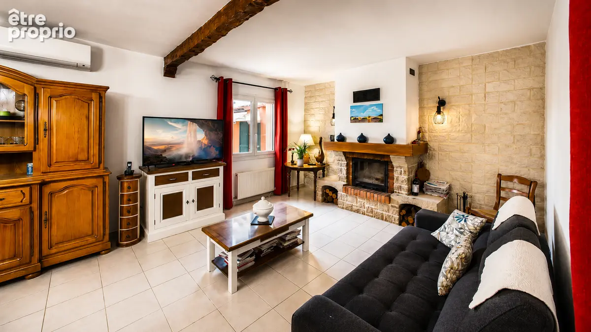 Sauveterre - Maison familiale avec piscine, jardin paysager et dépendances - photo 9