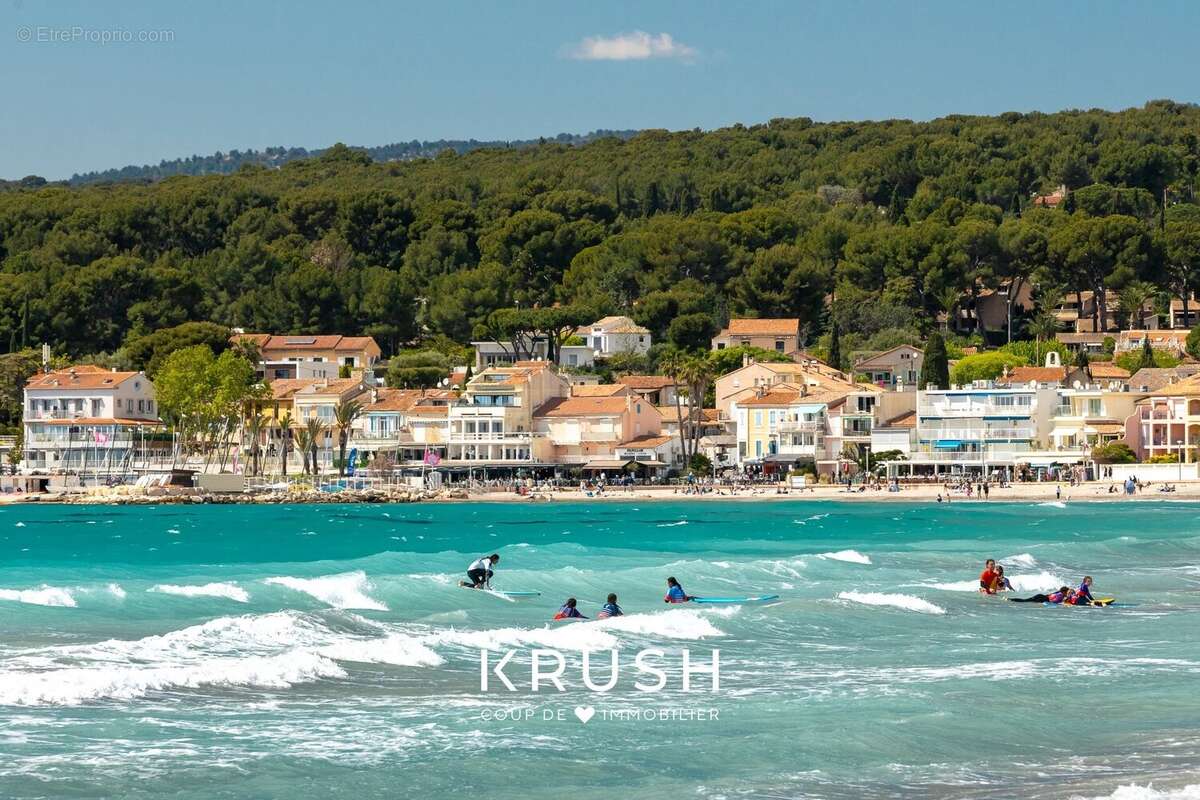 Appartement à SAINT-CYR-SUR-MER