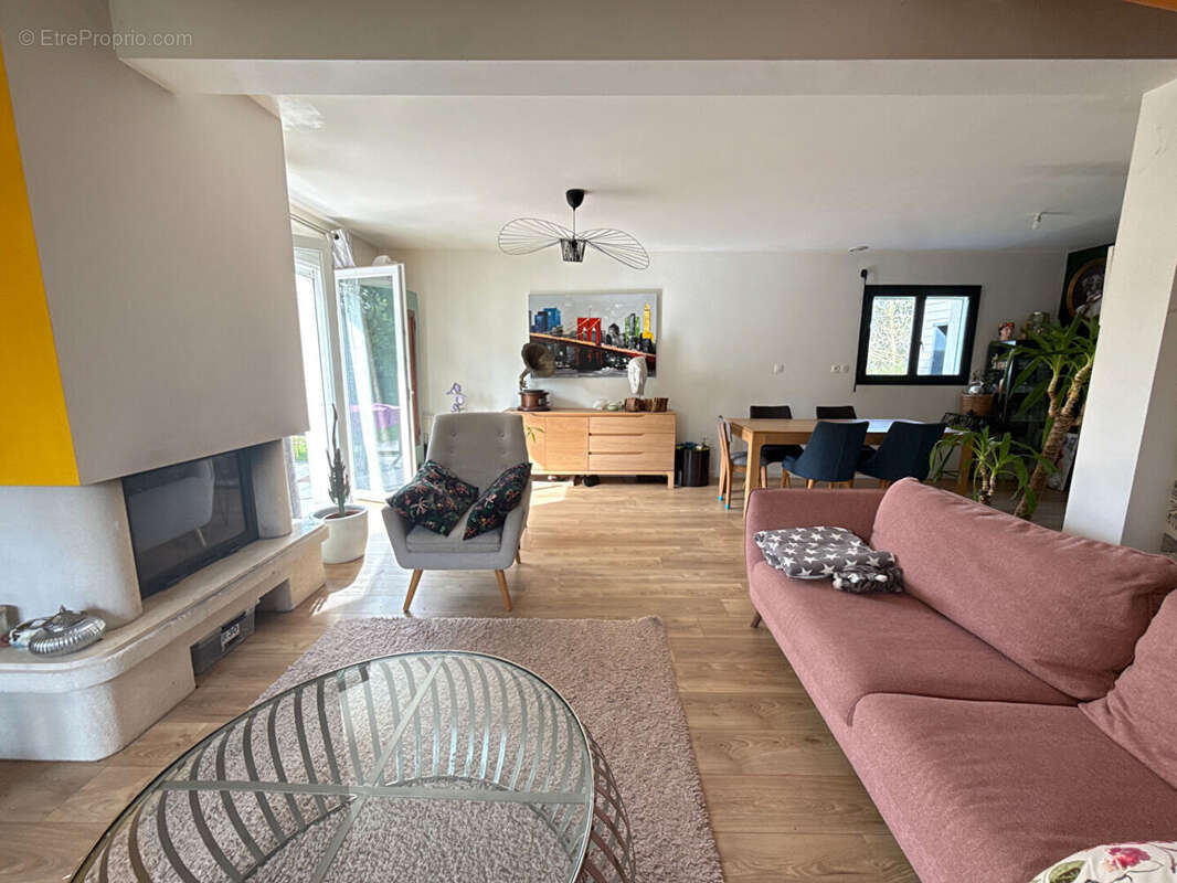 Maison Dinan 6 pièce(s) 130 m2 - photo 2