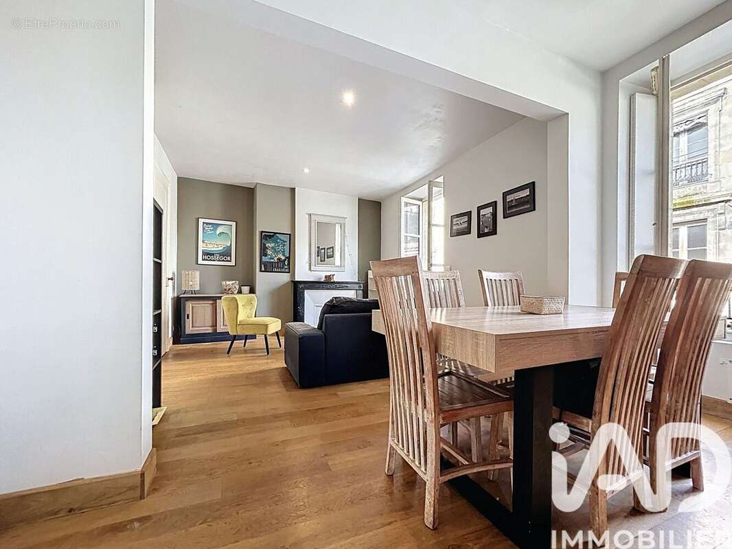 Photo 2 - Appartement à BORDEAUX
