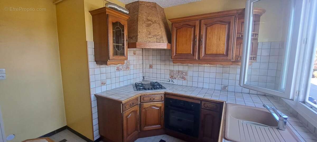 Appartement à SAINT-MARTIN-D'HERES