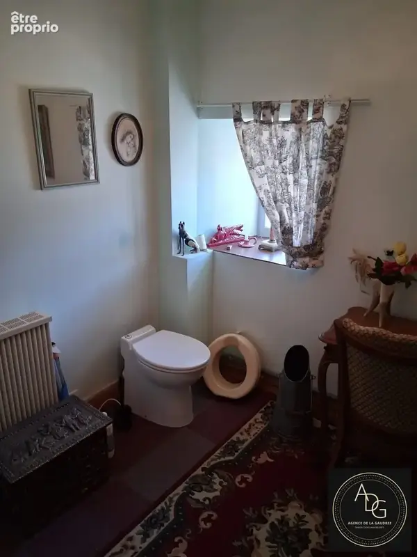 Maison 6 pièces 97 m² à vendre à Larochemillay (58370) - photo 8