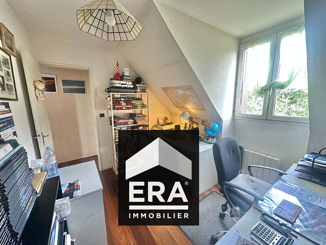 Maison familiale avec grand terrain - Quartier Dix-Arpents - photo 8