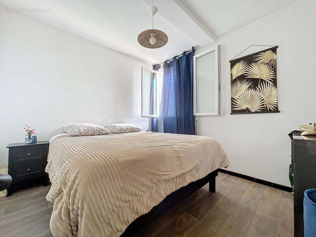 Appartement à LE PONTET