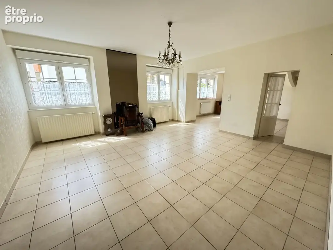 Maison 135 m² à Montgermont  - photo 2
