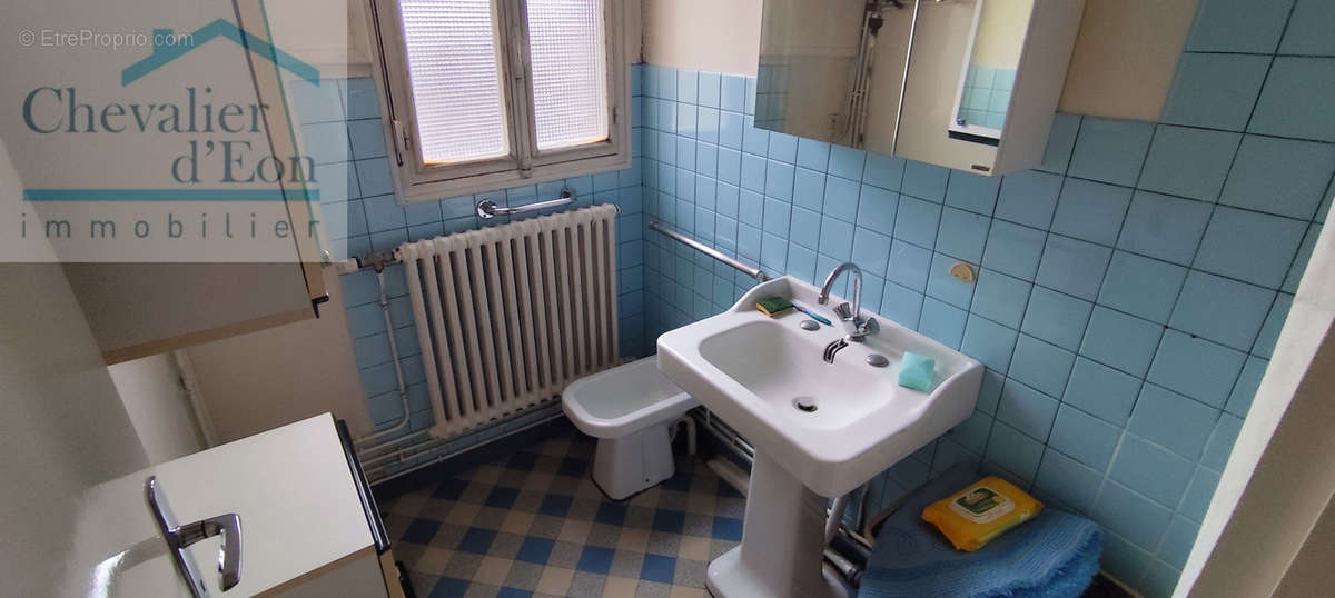 Maison à COUSSEGREY