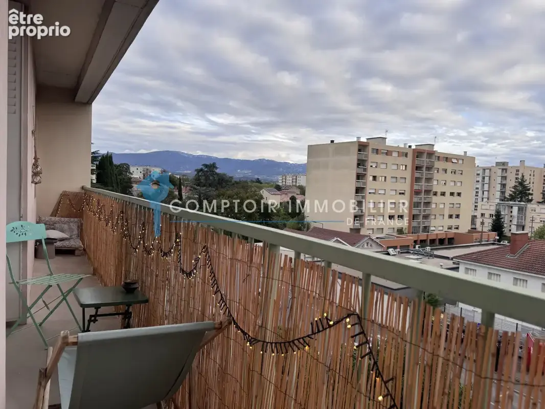 Appartement T5 avec balcon vue Vercors - À vendre à Romans-sur-Isère - Dpt Drôme (26) - photo 12