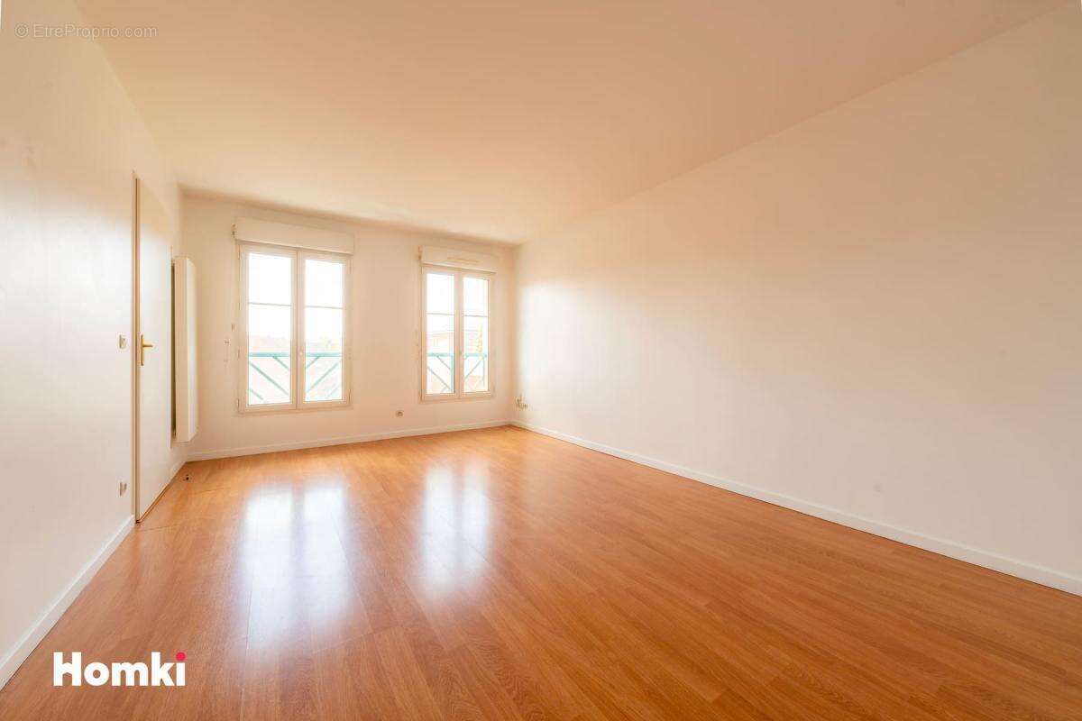 Appartement T3 de 63 m² à Lille 59800, Rue de la Cense aux Blés - photo 3