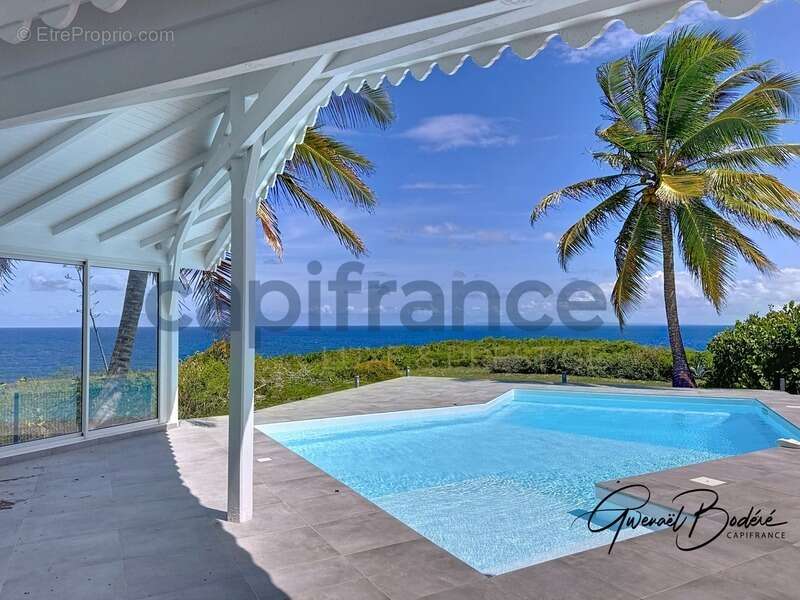 Villa Vue mer à vendre sur SAINTE ANNE (971) Guadeloupe - photo 2