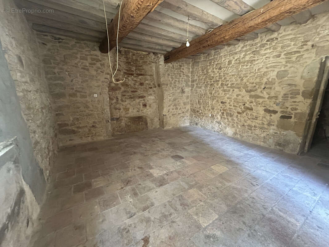 Appartement à SERNHAC