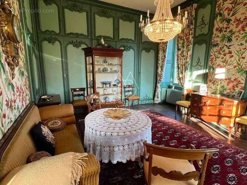 Maison à CHATEAU-GONTIER