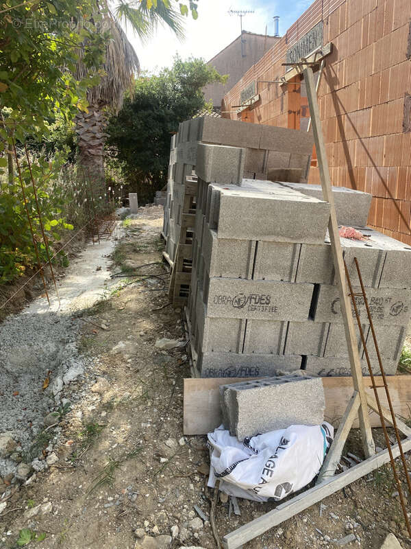 Maison à RESTINCLIERES