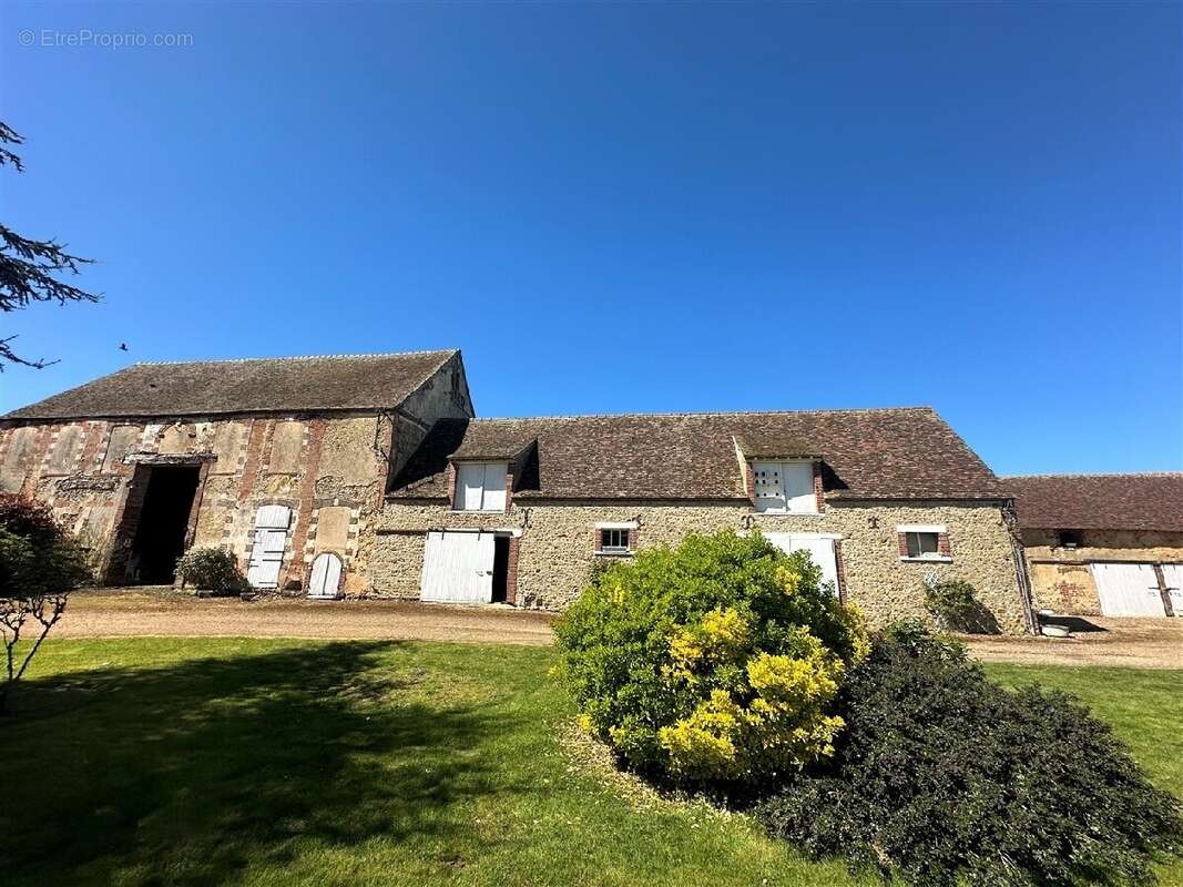 Maison à CRUCEY-VILLAGES