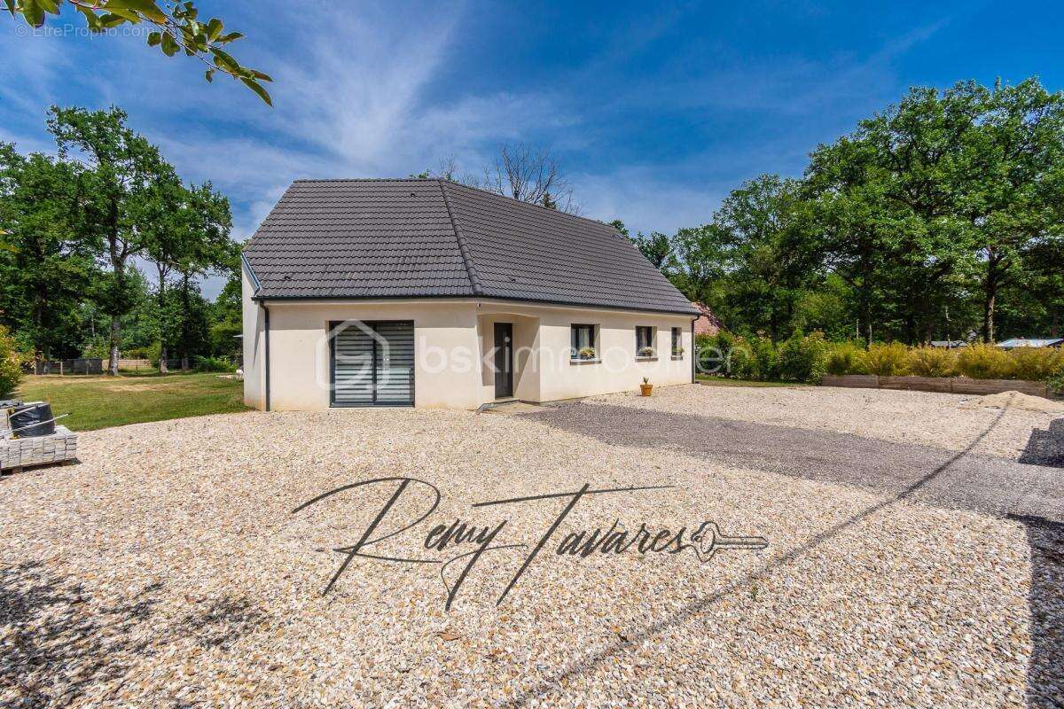 Maison récente de plain-pied (2019) – 95 m² sur une parcelle d'exception de 4 000 m² - photo 2