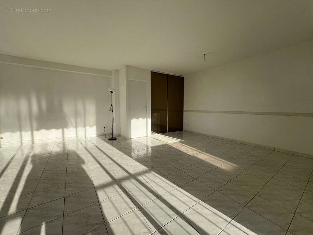 Appartement à HYERES