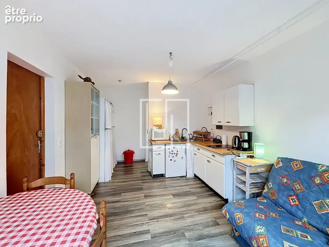 Maison composée de 3 appartements avec terrain et combles aménageables   Barcelonnette (04400) - photo 18