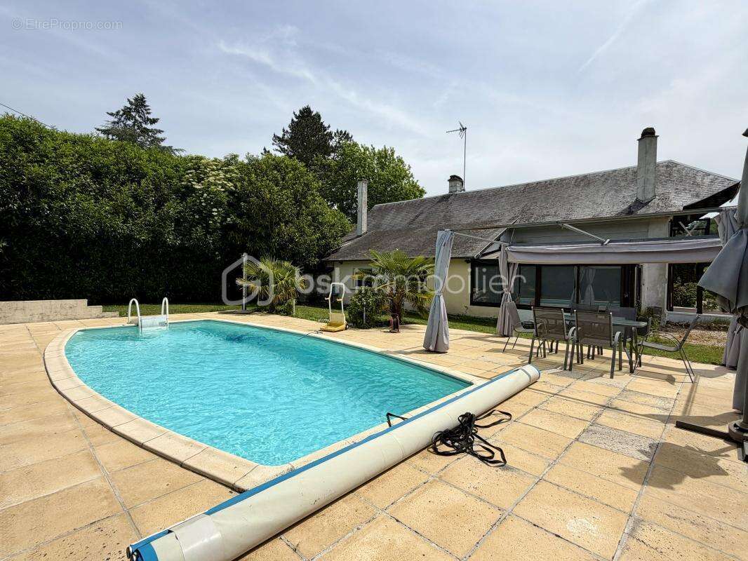 Maison à BEAUMONT-LE-ROGER
