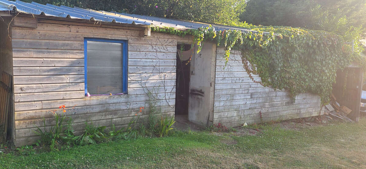 PLESTIN-LES-GREVES - Maison 106m² - 6 Pièces - photo 9