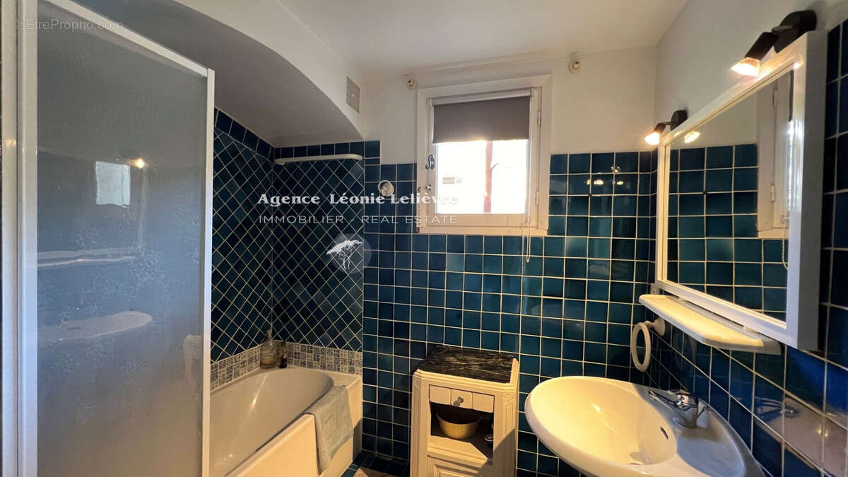 Appartement à LES ISSAMBRES