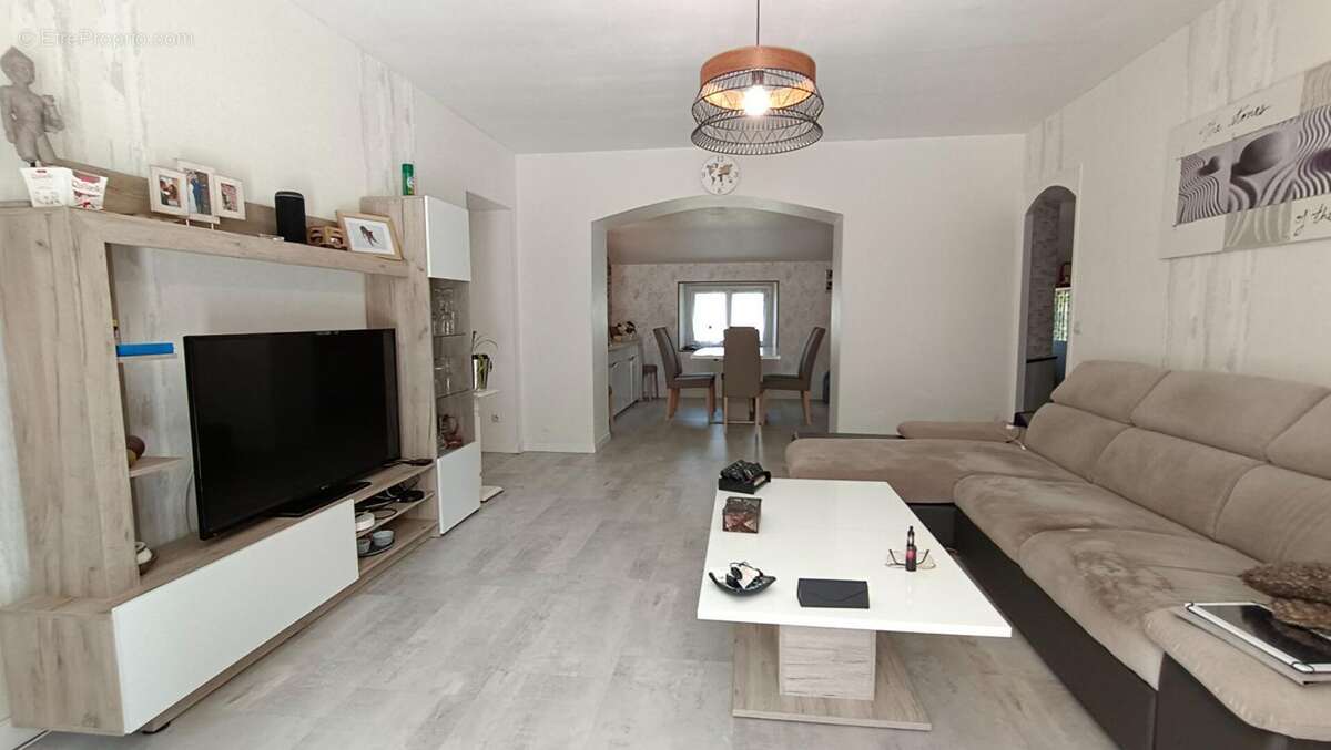 Maison à BRETTE-LES-PINS