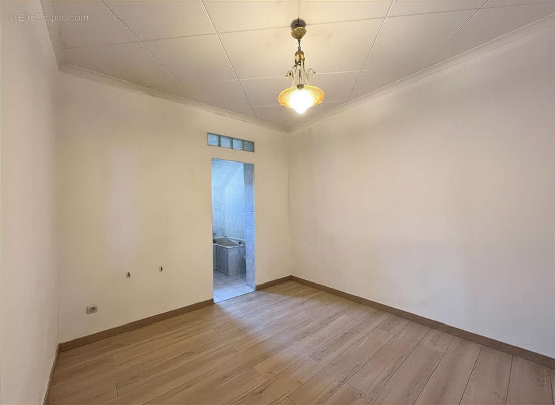 Maison à VAULX-EN-VELIN