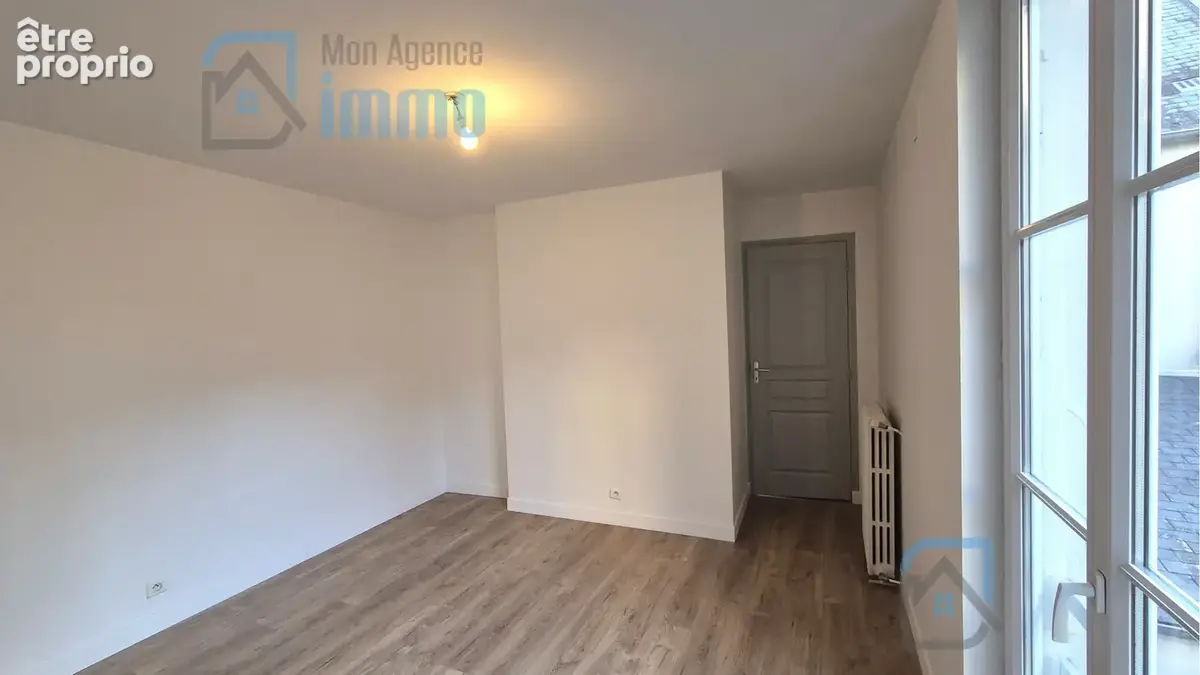 Bourges, hypercentre - Appartement type 3 - photo 6