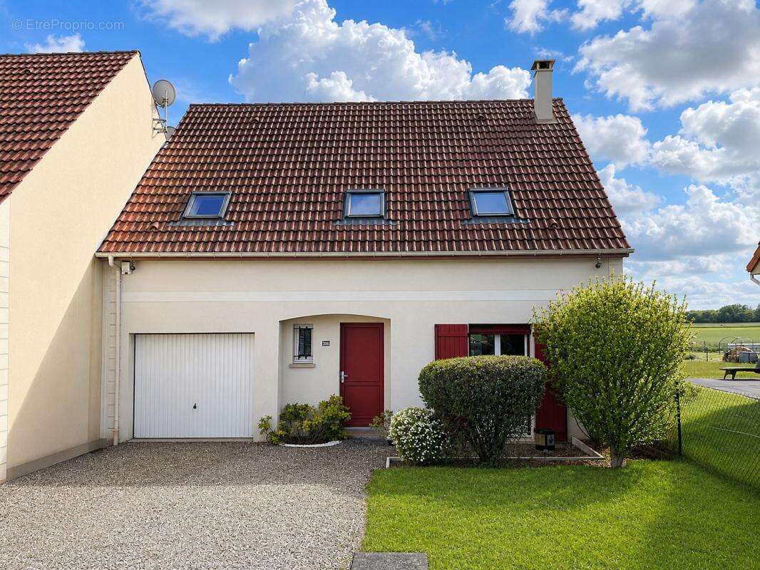 Maison à GAUDECHART