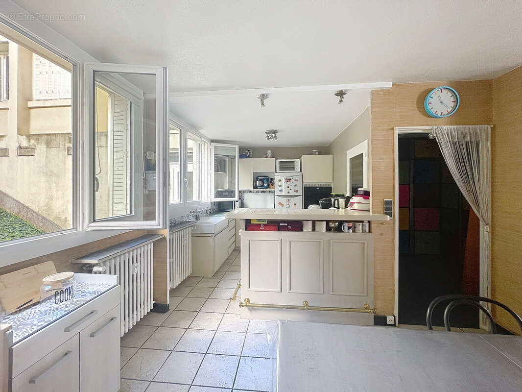 Appartement à SAINT-ETIENNE