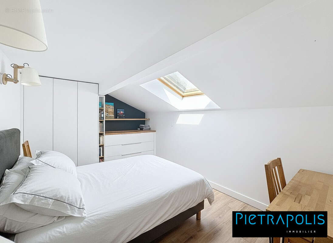 Appartement à REYRIEUX