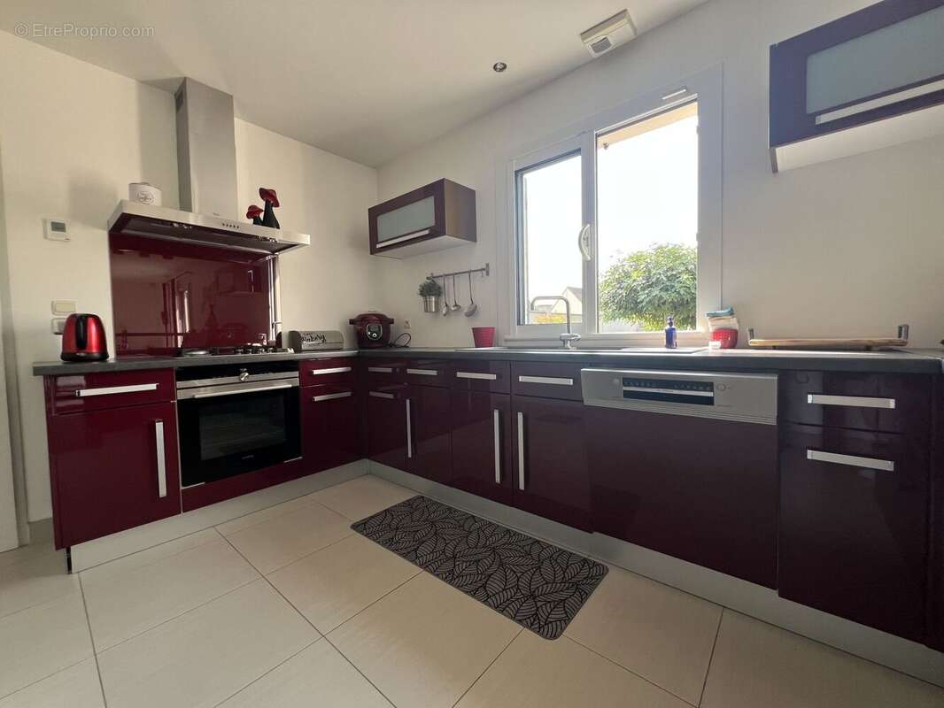 Maison à VERT-SAINT-DENIS