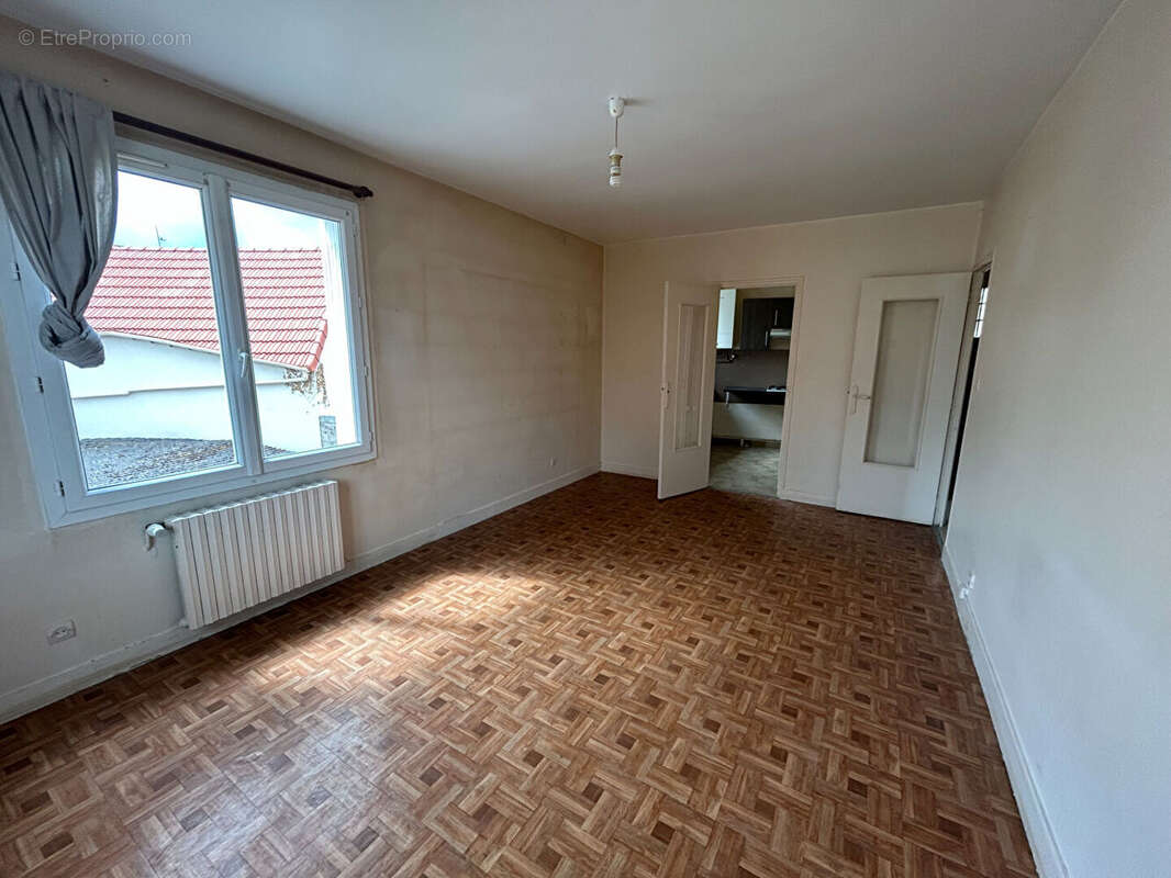 Appartement à VILLENOY