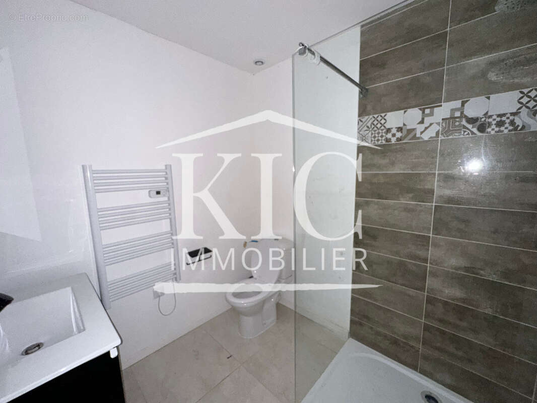 PROCHE CARCASSONNE - Maison familiale 195 m2, 4 chambres, jardin avec piscine - photo 7