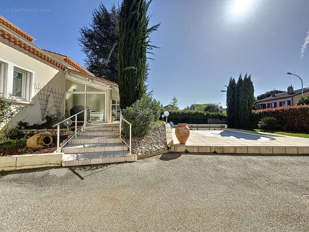 Maison à TOURNON-SUR-RHONE