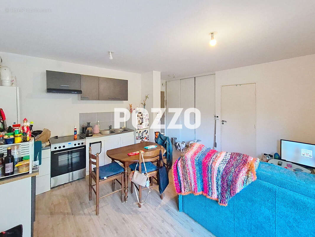 Appartement à FLEURY-SUR-ORNE