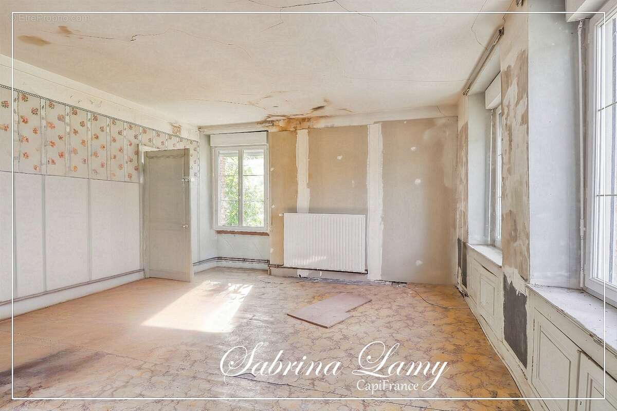  Maison de caractère à rénover – 172 m² habitables, grange et 5 420 m² de terrain - BOURSAULT - photo 12